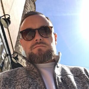 Meet your Posher, Manuel